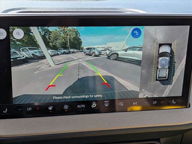 Certified 2025 Ford Maverick Lariat w/ 4K Tow Package image 16