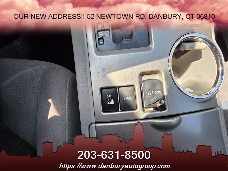 Used 2013 Toyota Highlander 4WD w/ Cold Weather Pkg image 15