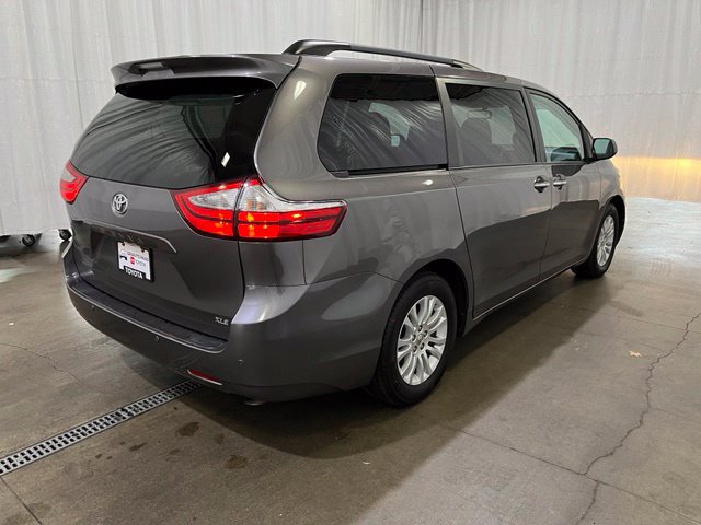 Certified 2017 Toyota Sienna XLE w/ XLE Navigation Package FWD image 5