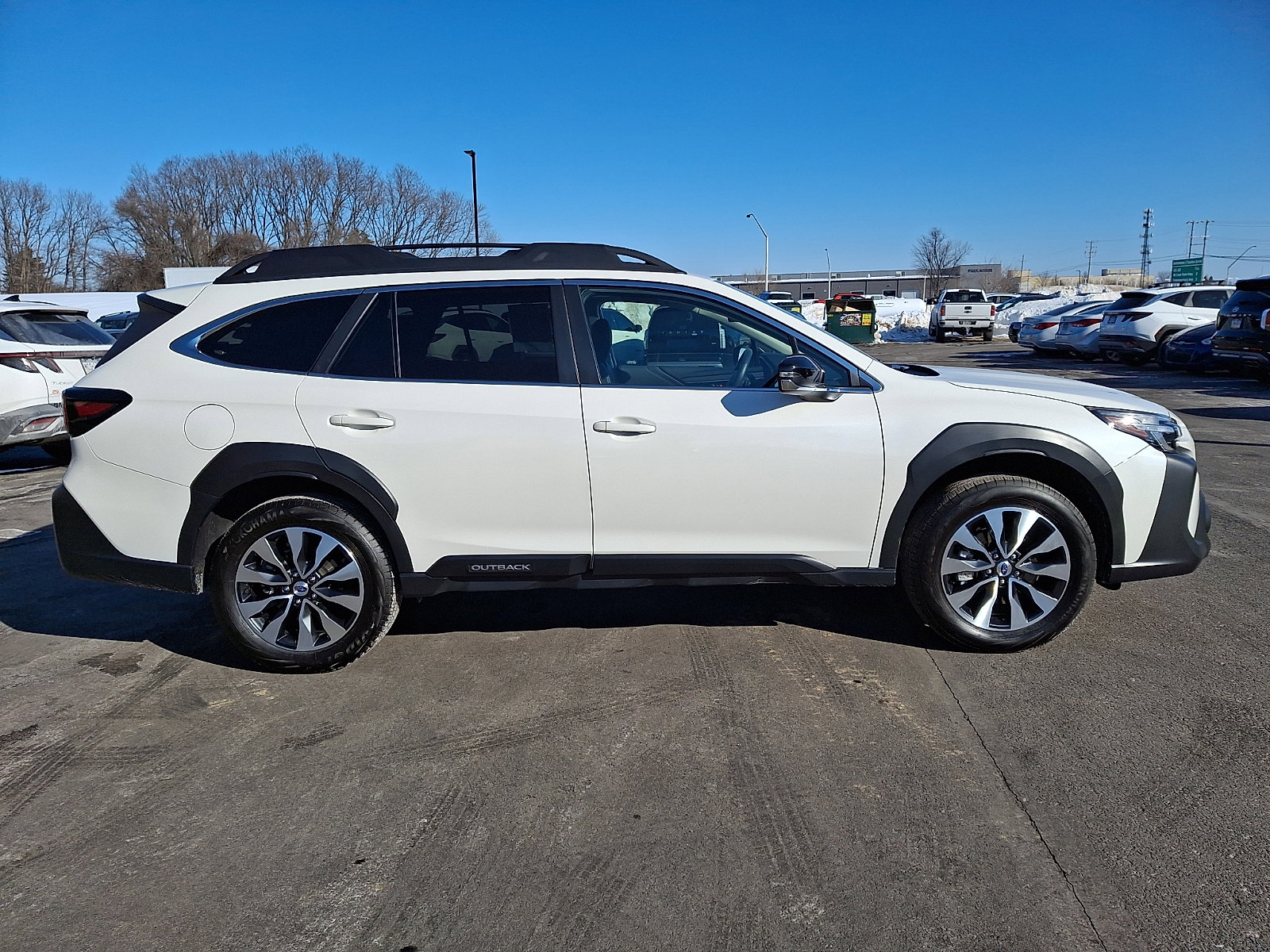 Used 2023 Subaru Outback Limited image 7