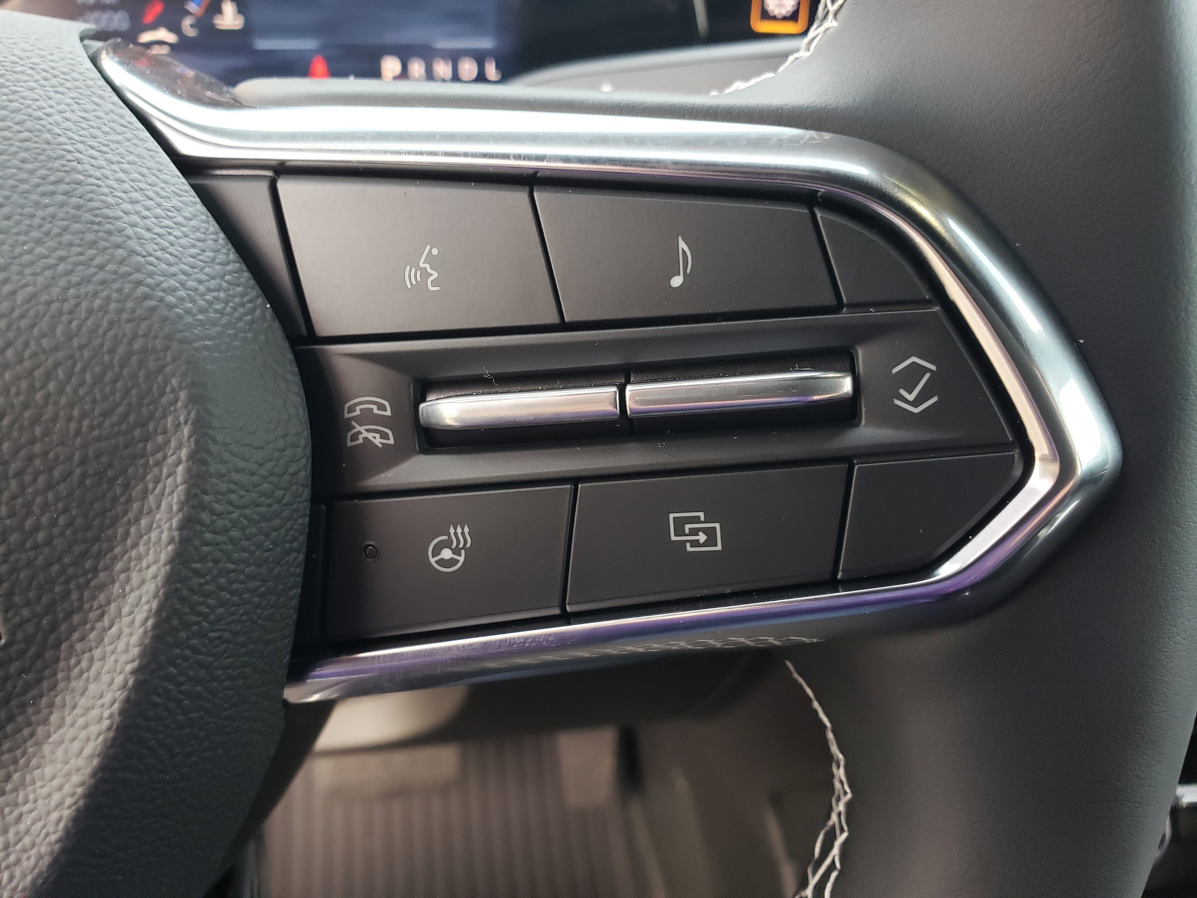 New 2026 Chevrolet Traverse LT w/ Midnight/Sport Edition image 18