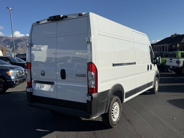 Used 2025 RAM ProMaster 2500 w/ Storage Group image 5