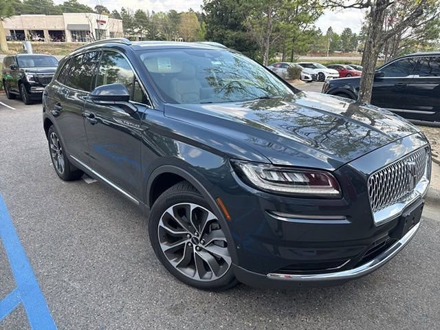 Used 2021 Lincoln Nautilus Reserve w/ Equipment Group 201A image 2