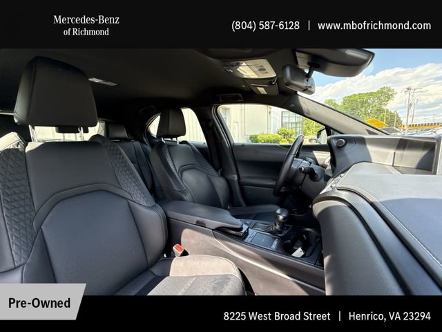 Used 2019 Lexus UX 200 w/ Accessory Package FWD image 15