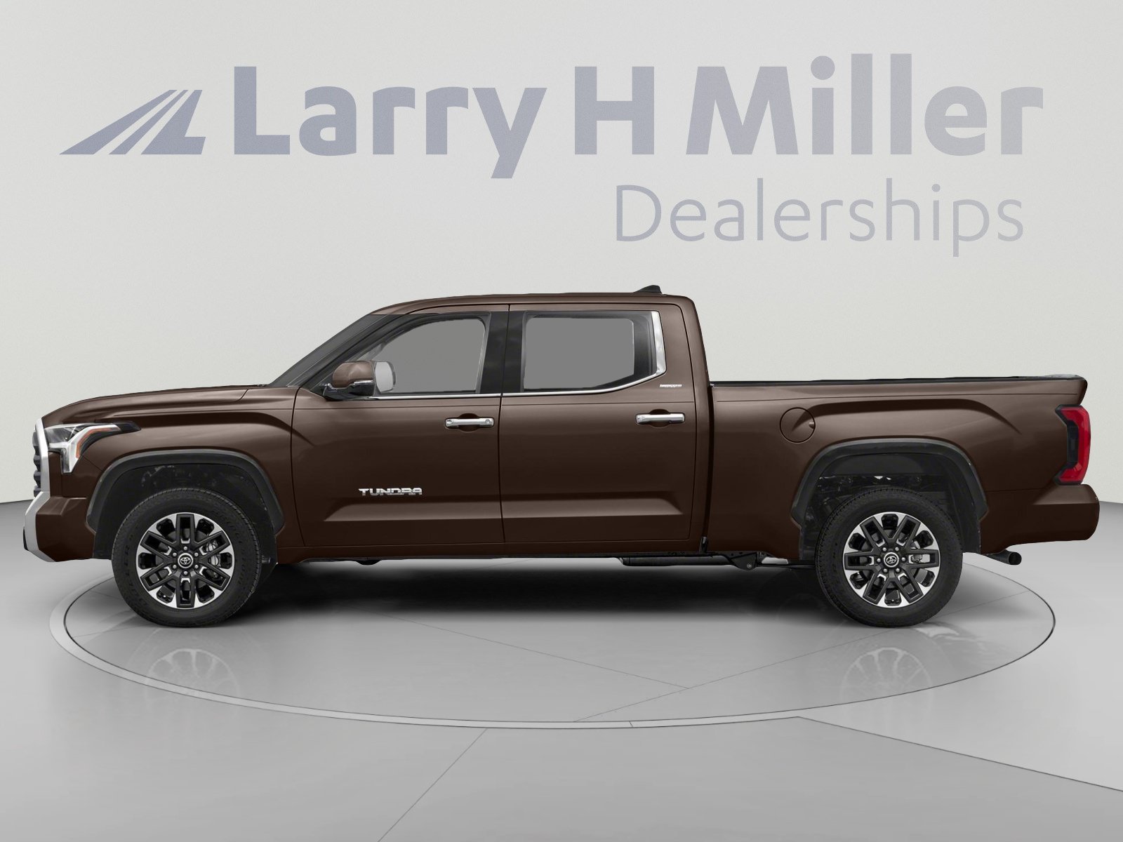 Used 2023 Toyota Tundra Limited w/ TRD Off-Road Package AWD/4WD image 3