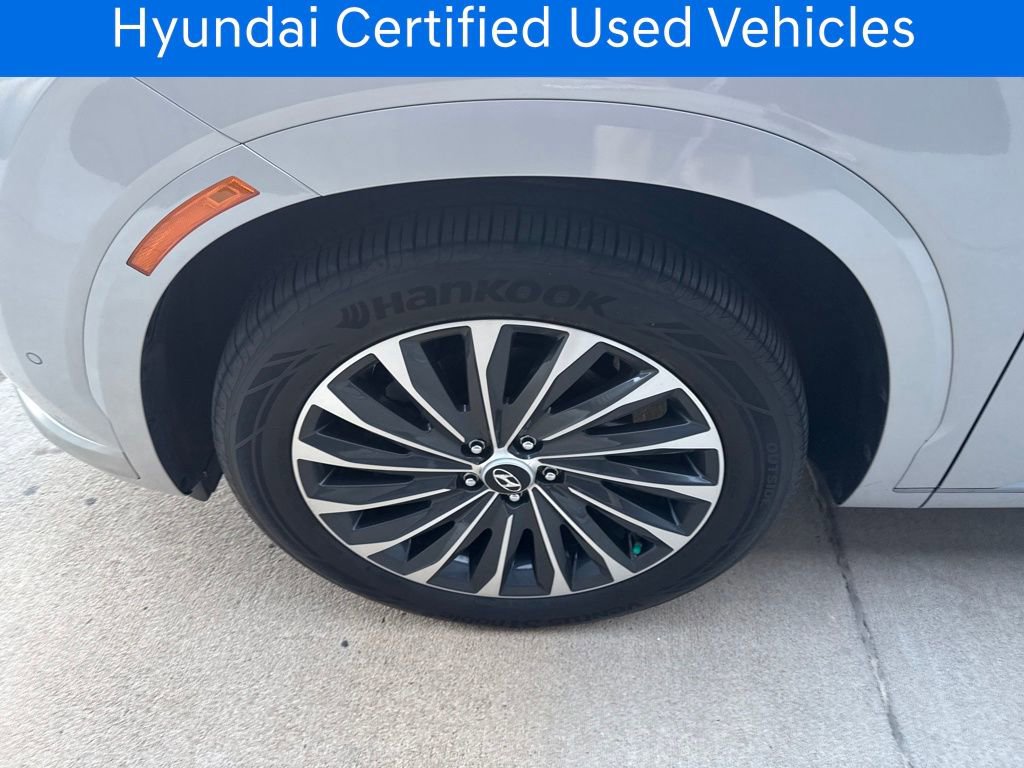 Used 2024 Hyundai Palisade Calligraphy image 11