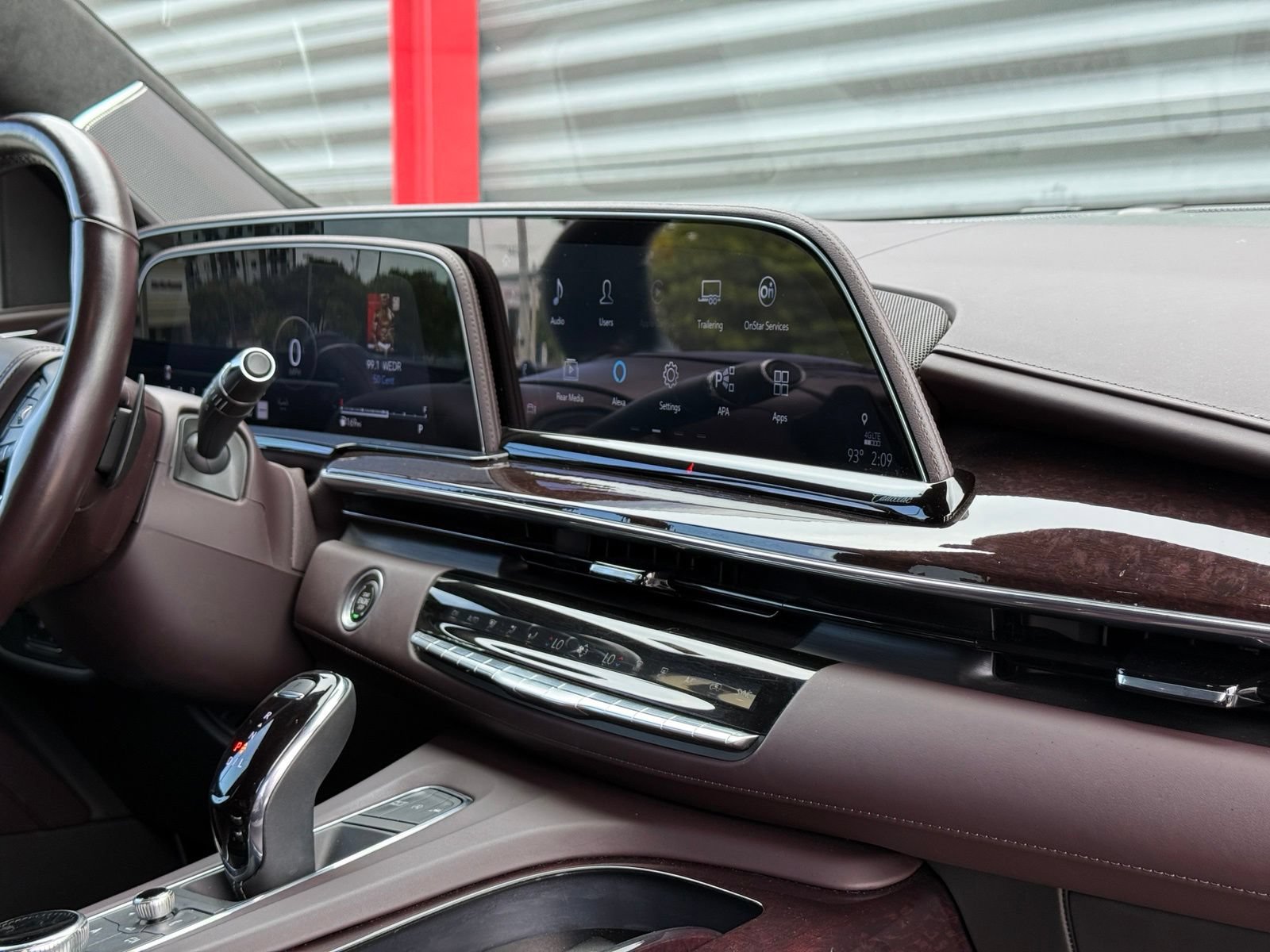 Used 2023 Cadillac Escalade ESV Sport Platinum w/ LPO, ONYX Package RWD image 46