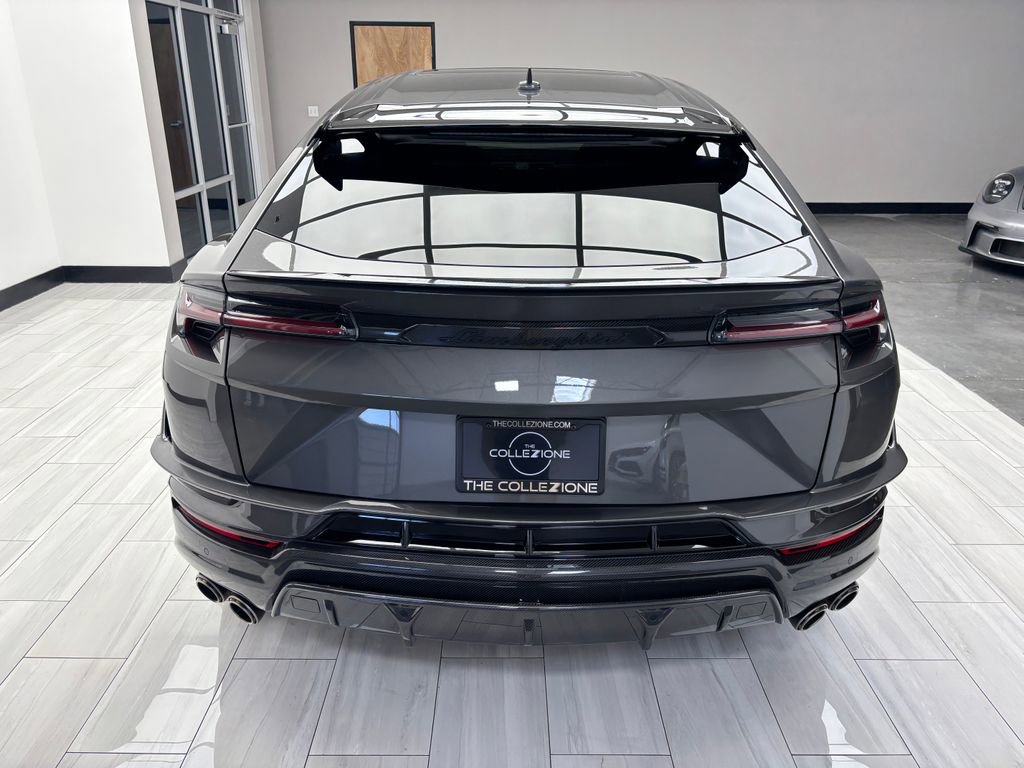 Used 2023 Lamborghini Urus Performante image 27