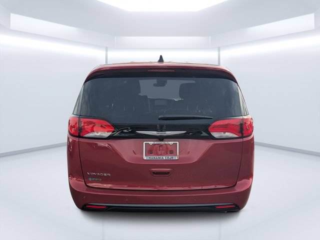 New 2026 Chrysler Voyager LX FWD image 4