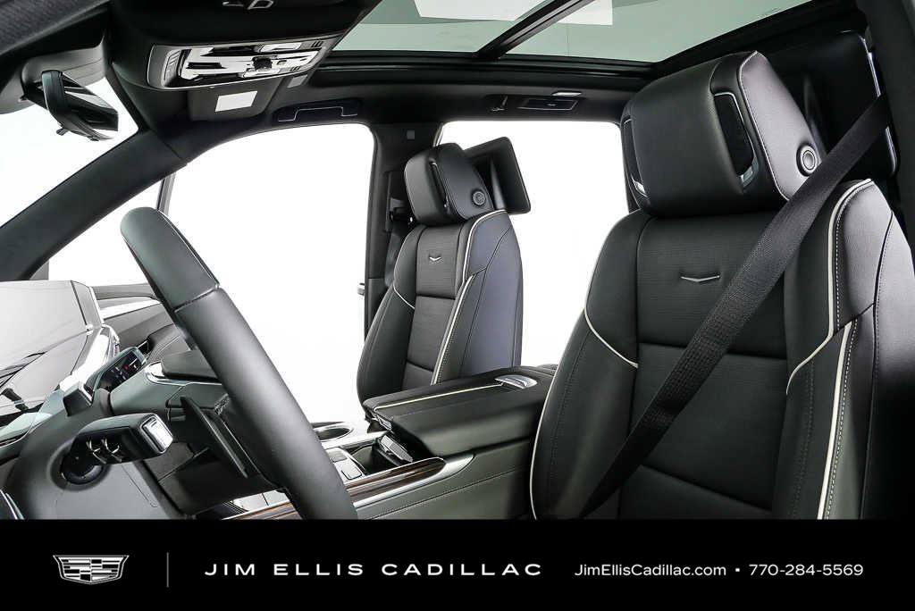 New 2026 Cadillac Escalade Luxury w/ Touring Package AWD/4WD image 5
