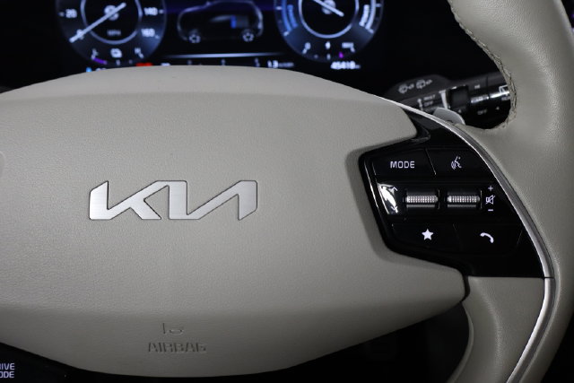Used 2023 Kia Niro Wave FWD image 10