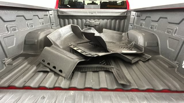 Used 2021 Chevrolet Silverado 1500 LT AWD/4WD image 28