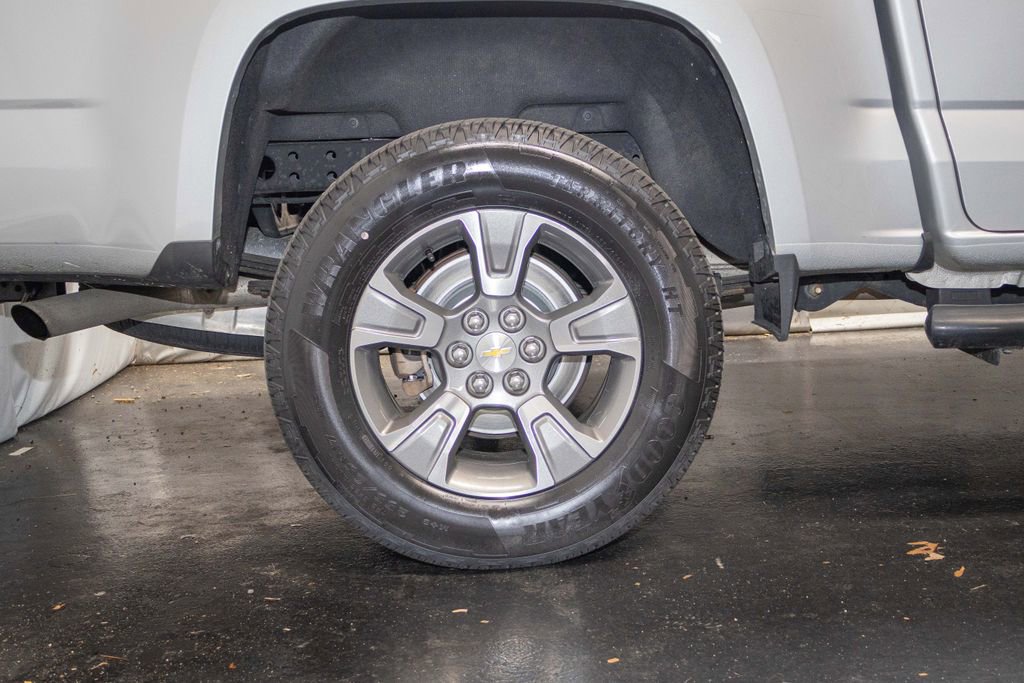Used 2019 Chevrolet Colorado Z71 AWD/4WD image 7