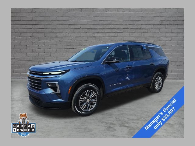 Used 2024 Chevrolet Traverse LT