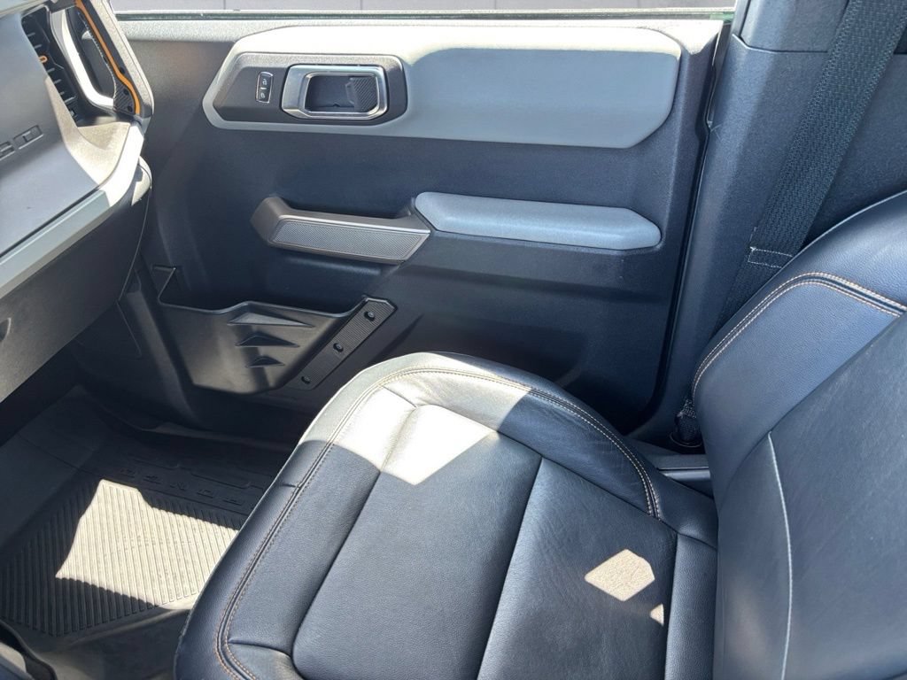 Used 2022 Ford Bronco Badlands AWD/4WD image 16
