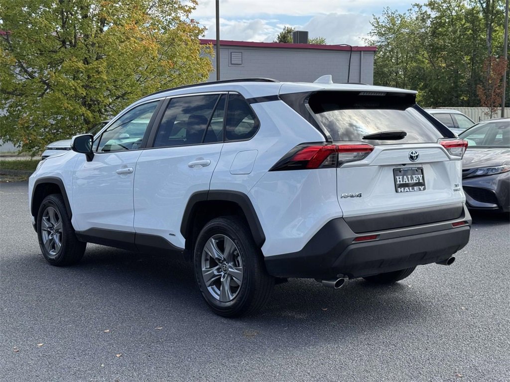 Used 2024 Toyota RAV4 XLE image 22