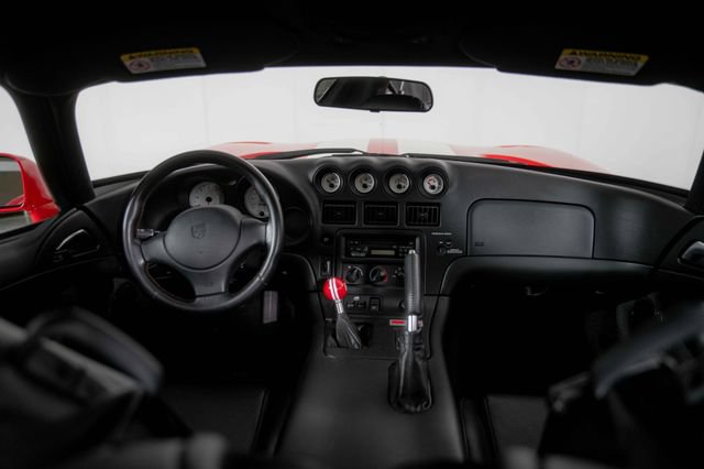 Used 2002 Dodge Viper GTS RWD image 24