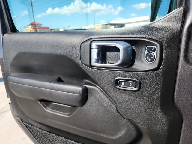 Used 2023 Jeep Gladiator Willys image 38