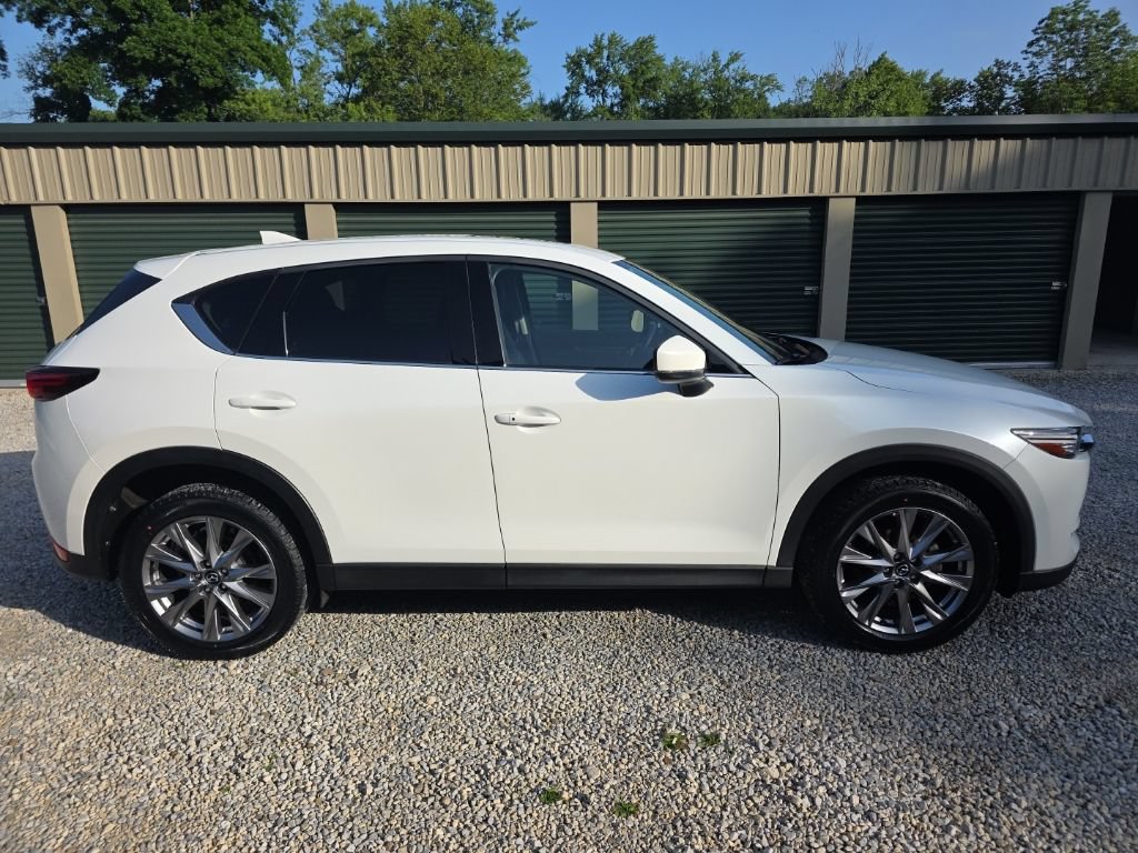 Certified 2021 MAZDA CX-5 Grand Touring AWD/4WD image 9