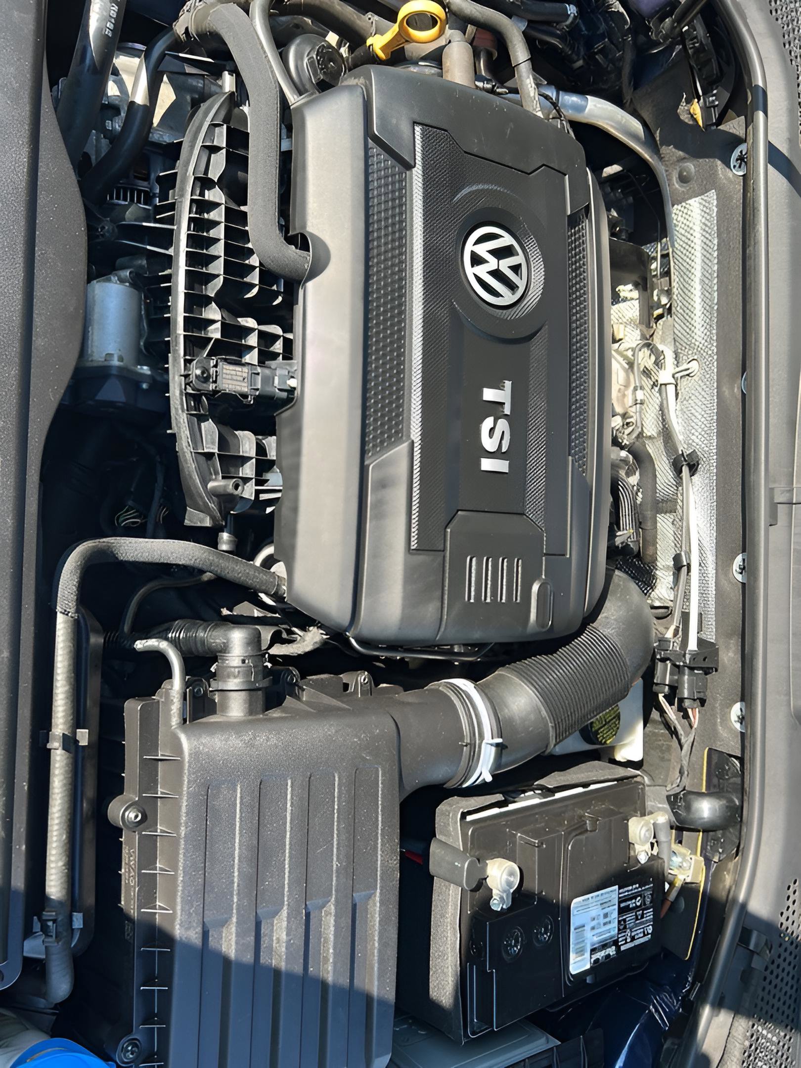 Used 2017 Volkswagen Golf Wolfsburg Edition FWD image 26
