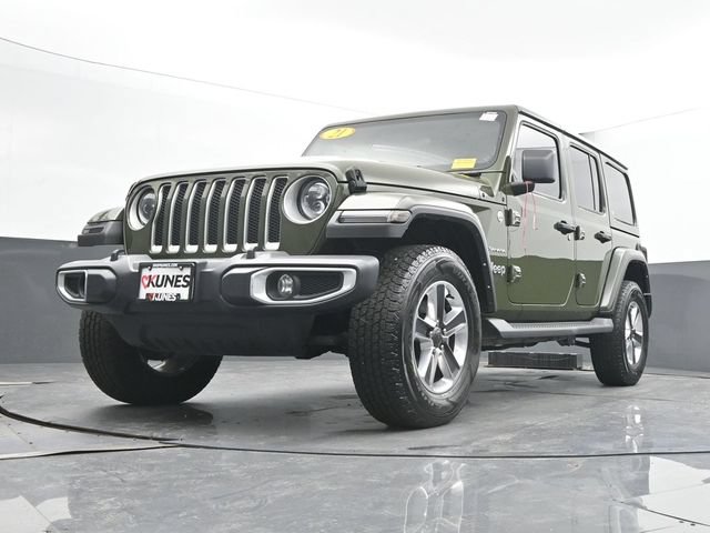 Used 2021 Jeep Wrangler Unlimited Sahara w/ Dual Top Group AWD/4WD image 27