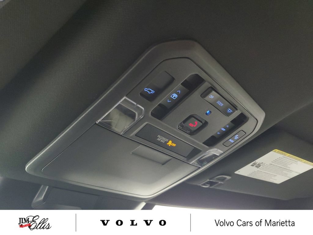 Used 2023 Toyota Sequoia Capstone AWD/4WD image 35