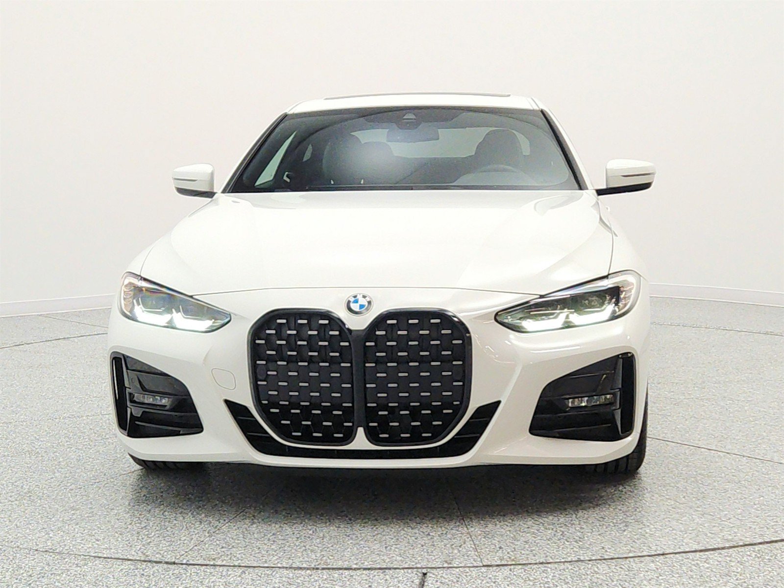 Used 2023 BMW 430i Coupe w/ M Sport Package RWD image 2