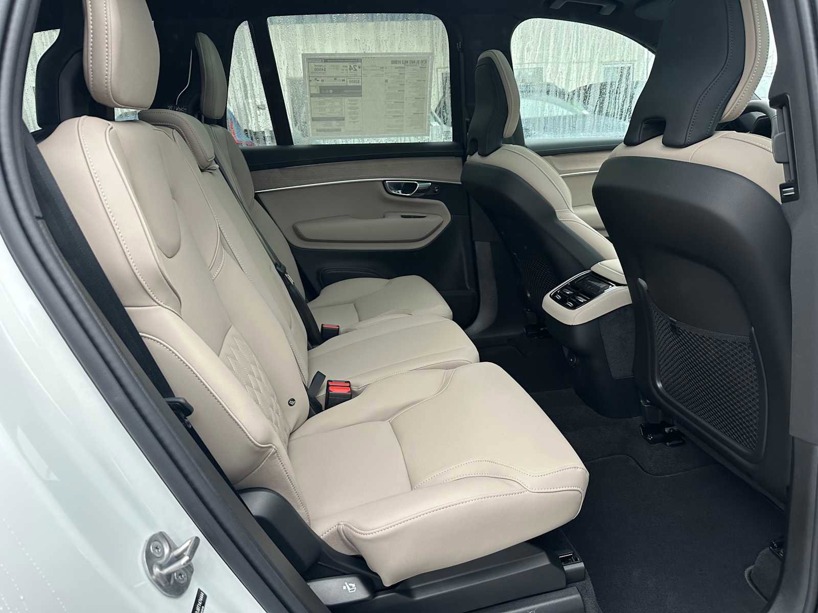 New 2026 Volvo XC90 B5 Core image 12