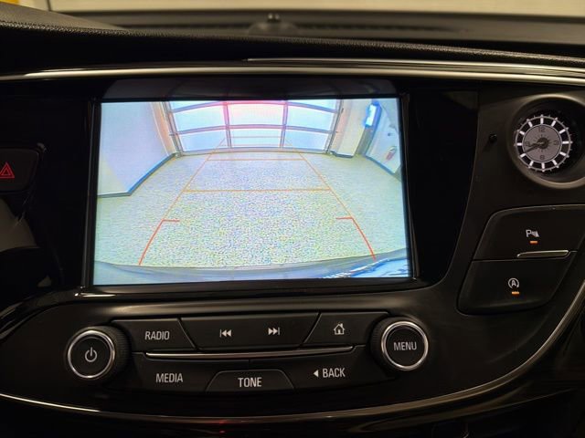 Used 2019 Buick Envision Essence AWD/4WD image 16