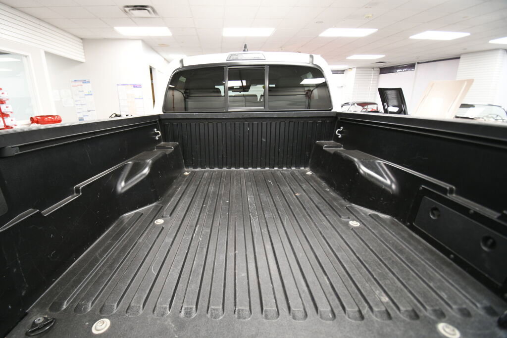 Certified 2023 Toyota Tacoma SR5 image 25