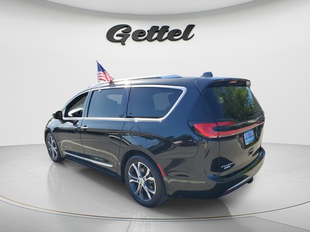Used 2022 Chrysler Pacifica Pinnacle image 14