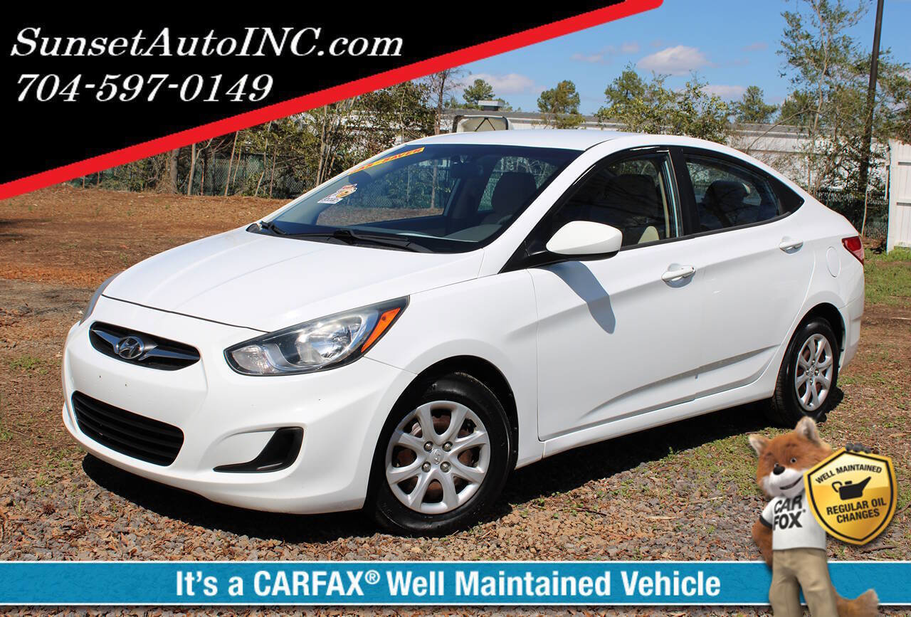 Used 2013 Hyundai Accent GLS image 1