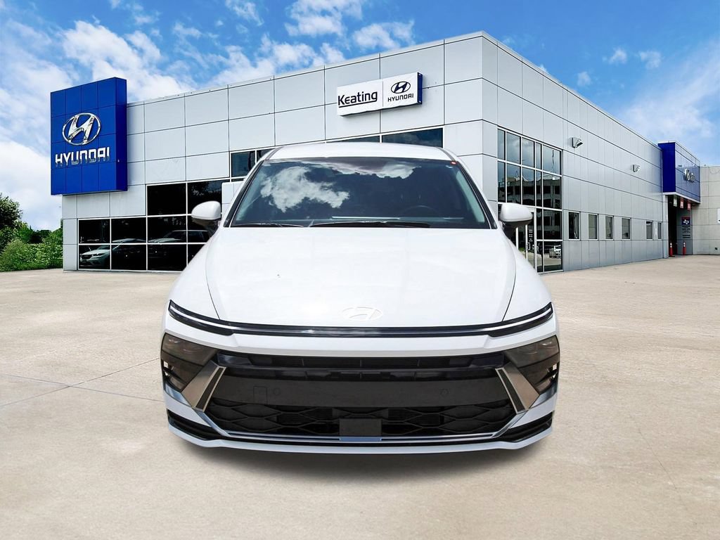 Certified 2026 Hyundai Sonata SEL FWD image 2