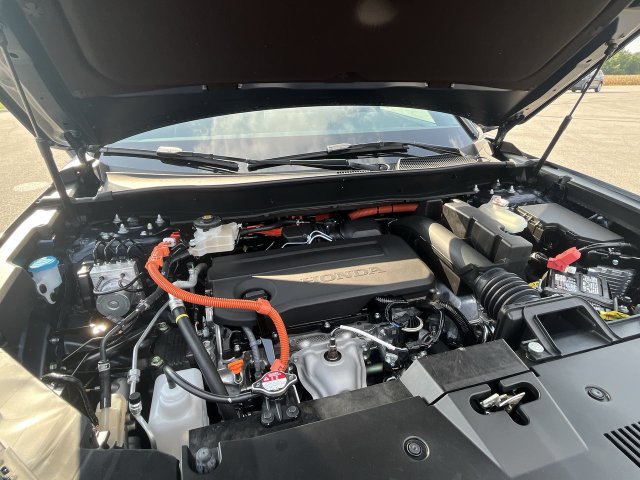 Certified 2025 Honda CR-V Sport-L image 33