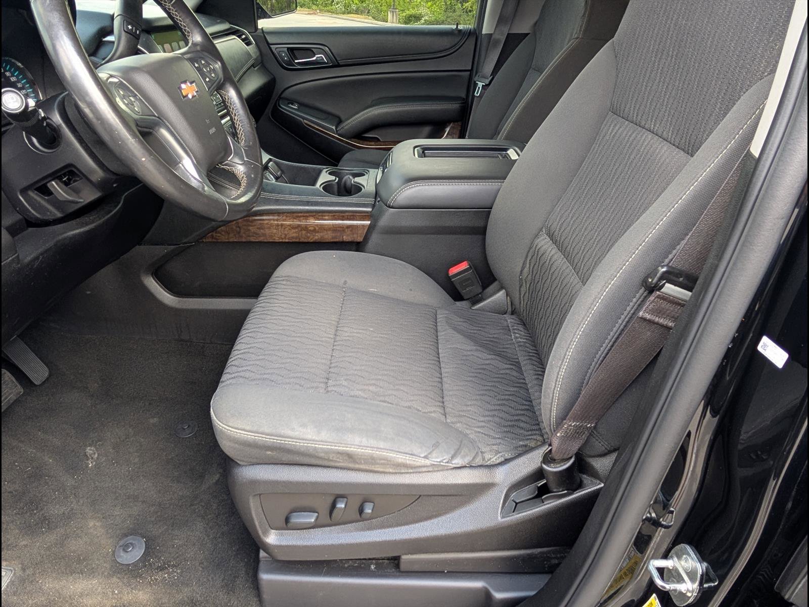 Used 2016 Chevrolet Tahoe LS image 14