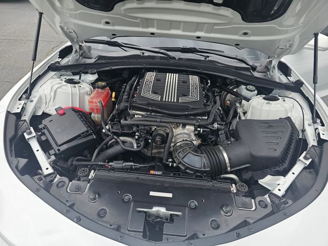 Used 2018 Chevrolet Camaro ZL1 RWD image 11