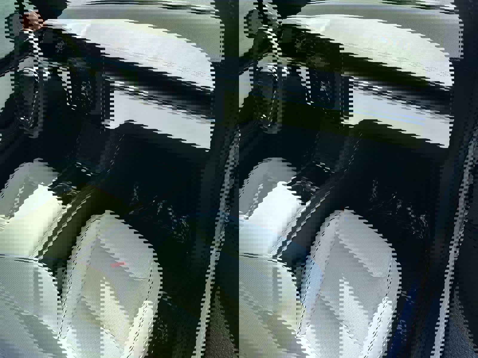 Used 2025 Tesla Model X Plaid image 12