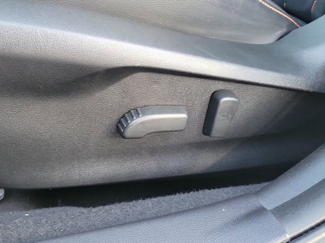 Used 2023 Subaru Crosstrek 2.5i Limited AWD/4WD image 19