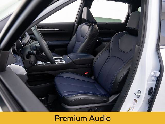 Certified 2026 INFINITI QX60 Sport w/ Dark Cargo Package AWD/4WD image 16