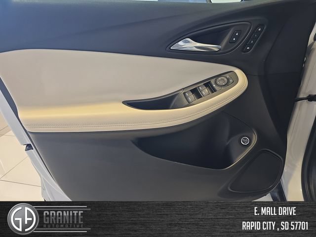 Used 2021 Buick Encore GX Essence w/ Advanced Technology Package AWD/4WD image 10