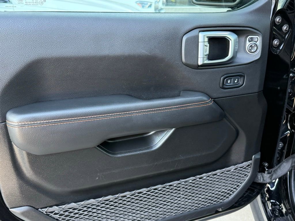 Used 2023 Jeep Gladiator Mojave image 19