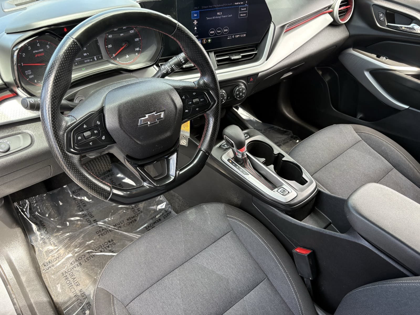 Used 2024 Chevrolet Trax RS w/ Driver Confidence Package FWD image 22