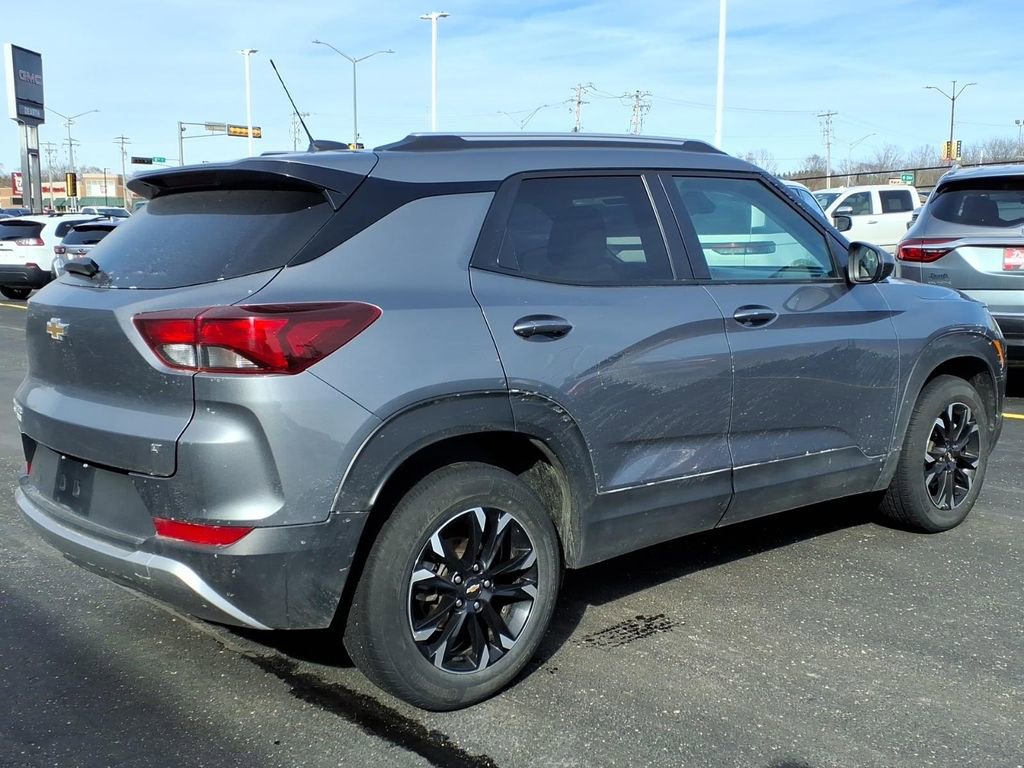 Used 2021 Chevrolet TrailBlazer LT image 3