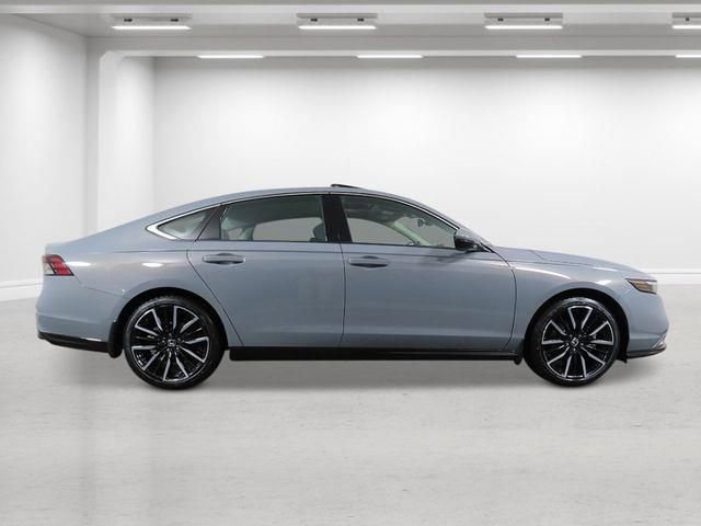 New 2026 Honda Accord Touring image 7