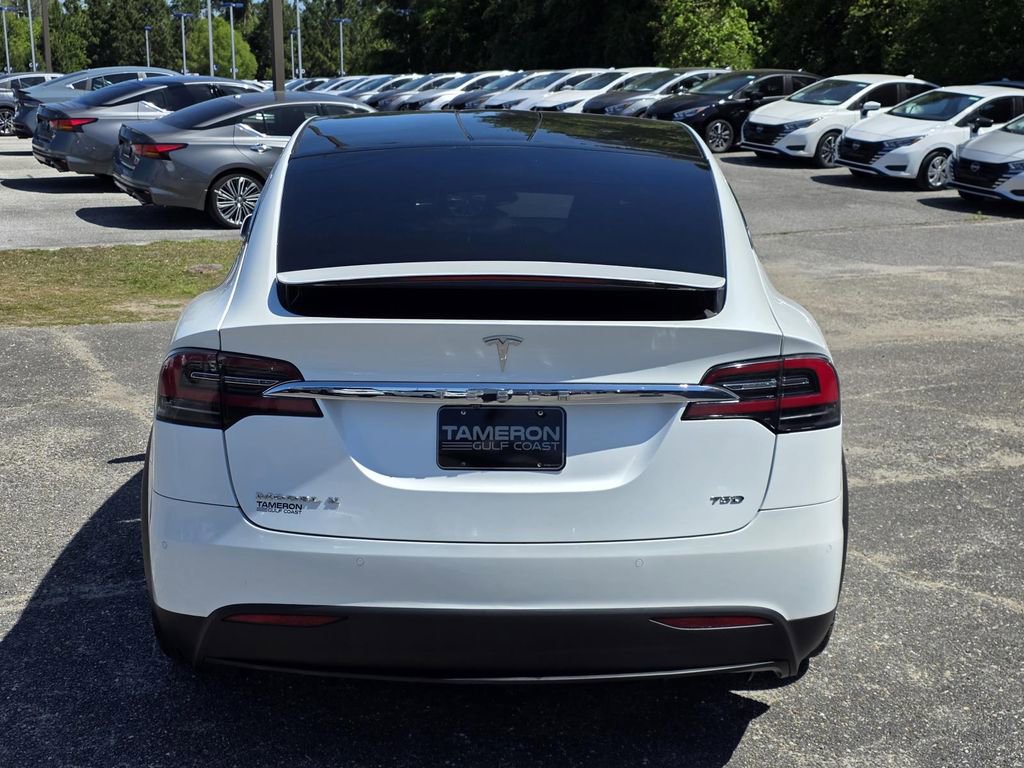 Used 2018 Tesla Model X 75D AWD/4WD image 4