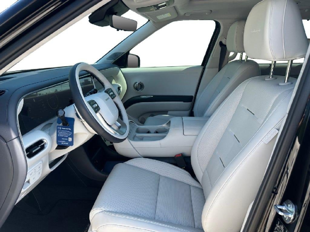 New 2026 Hyundai Palisade Calligraphy FWD image 11
