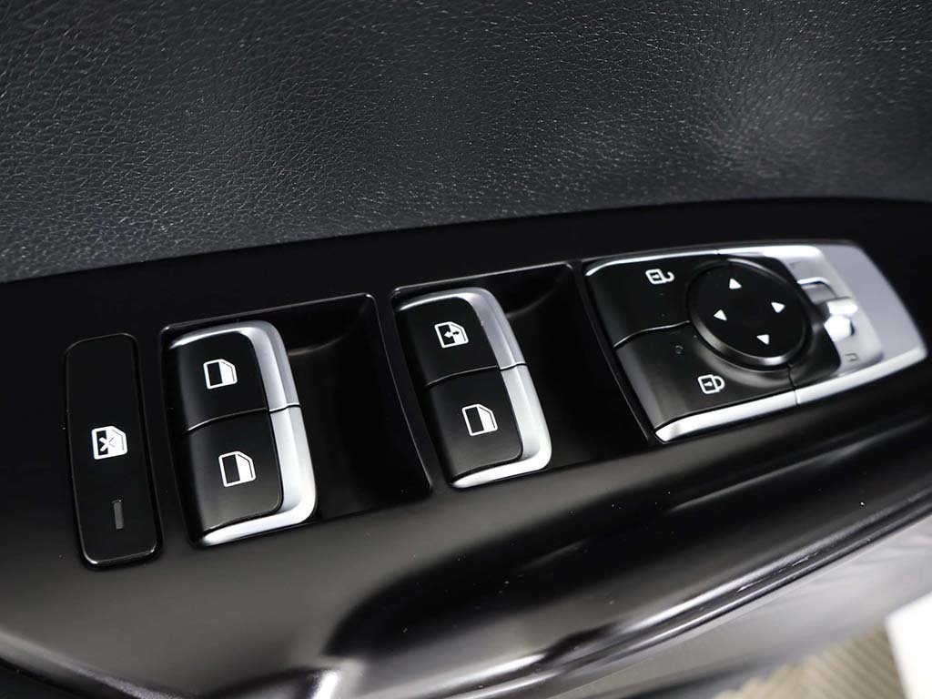 Used 2024 Kia K5 LXS image 35