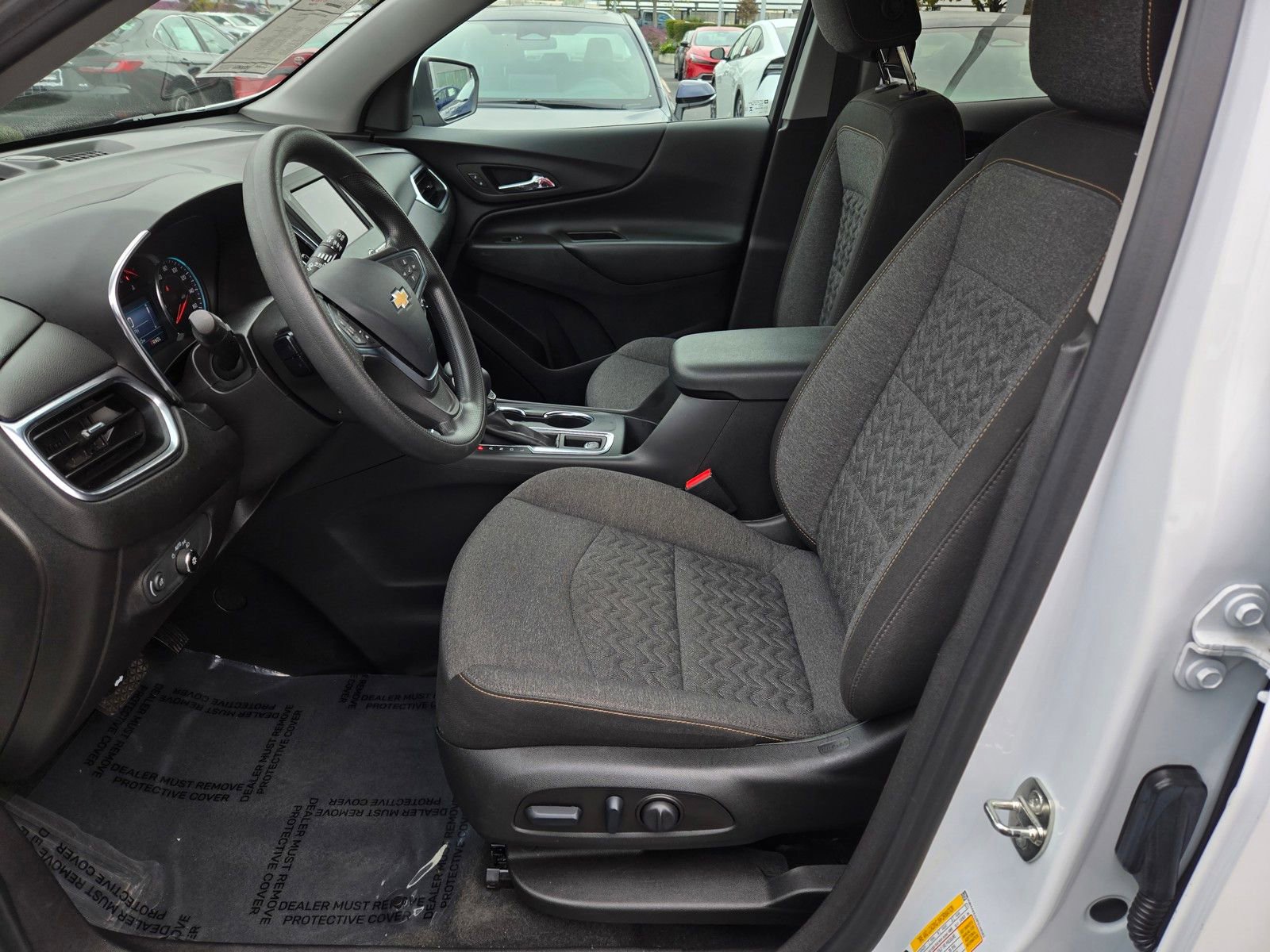 Used 2023 Chevrolet Equinox LT image 15