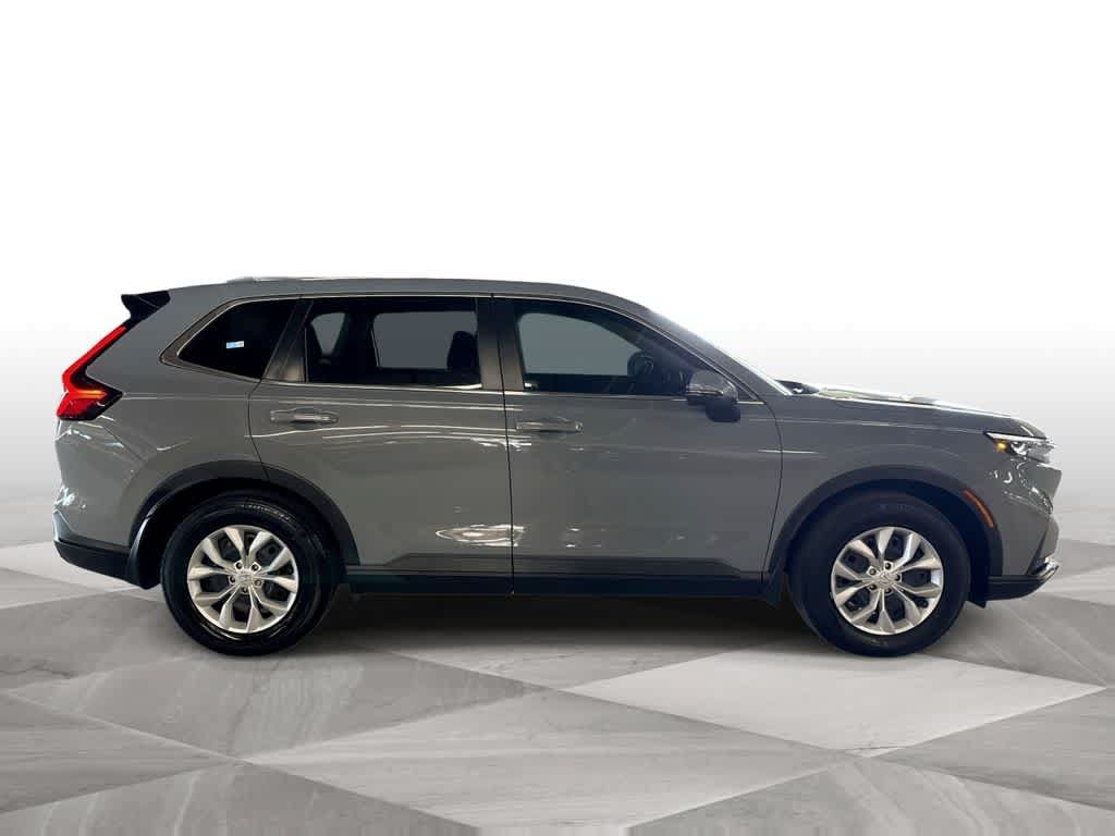 Used 2025 Honda CR-V LX image 9
