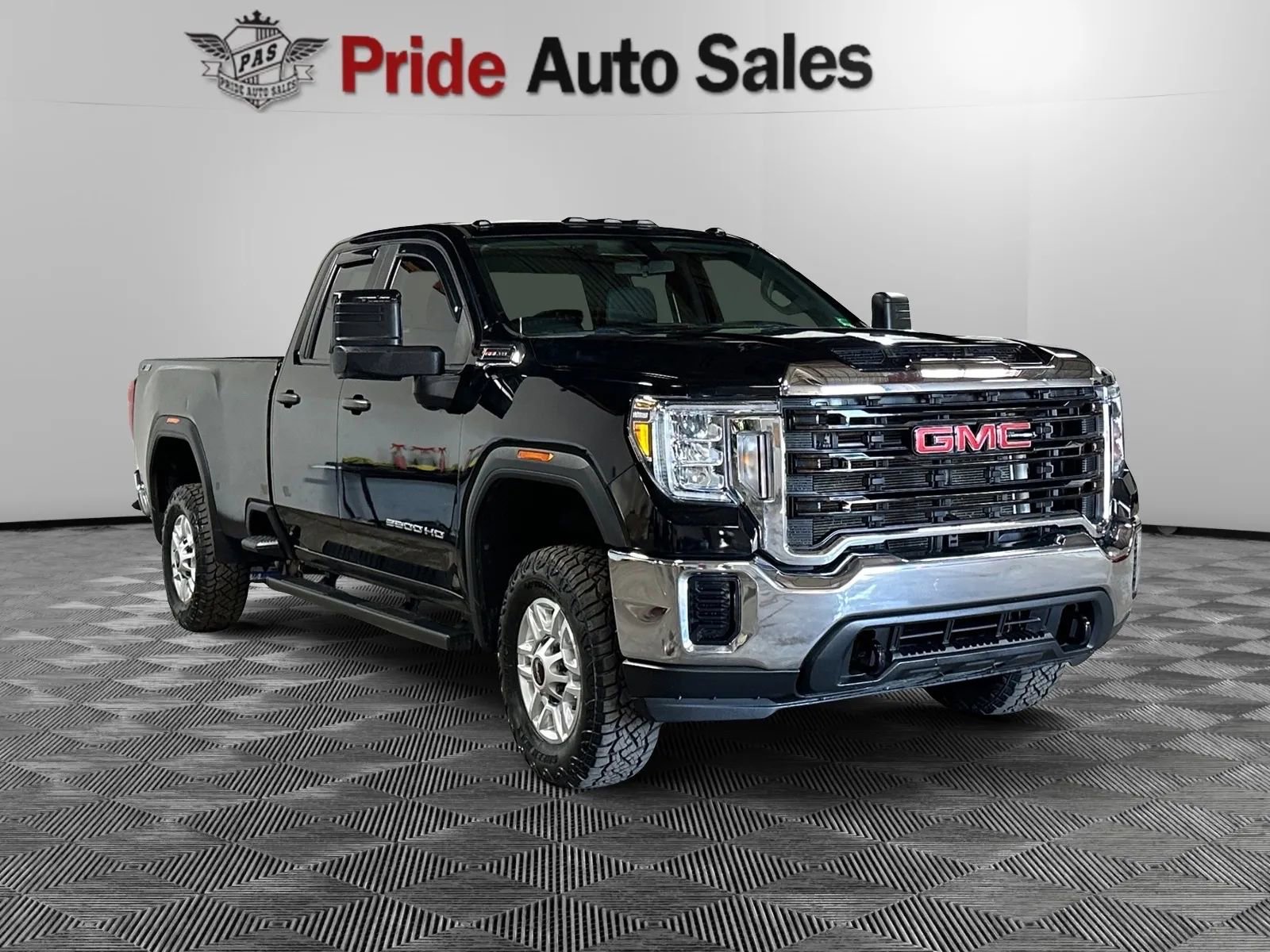 Used 2022 GMC Sierra 2500 Pro w/ Gooseneck/5TH Wheel Package image 3